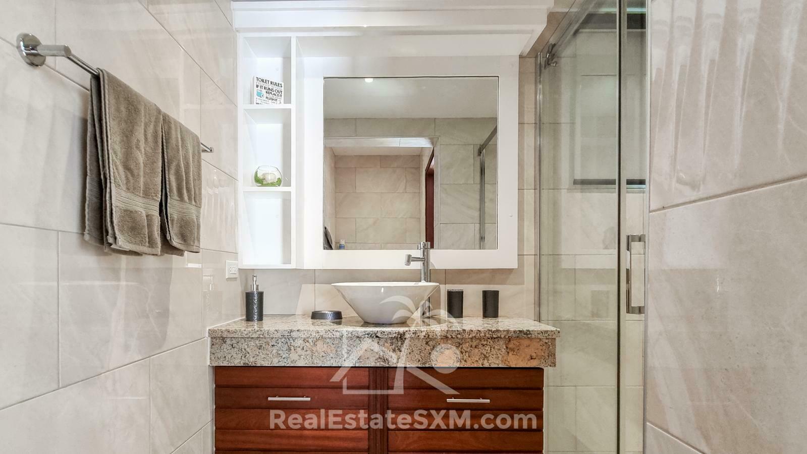 2-Bedroom Townhouse with Private Pool. Valley Estate, St. Maarten. Beautiful Views. Gated Peaceful