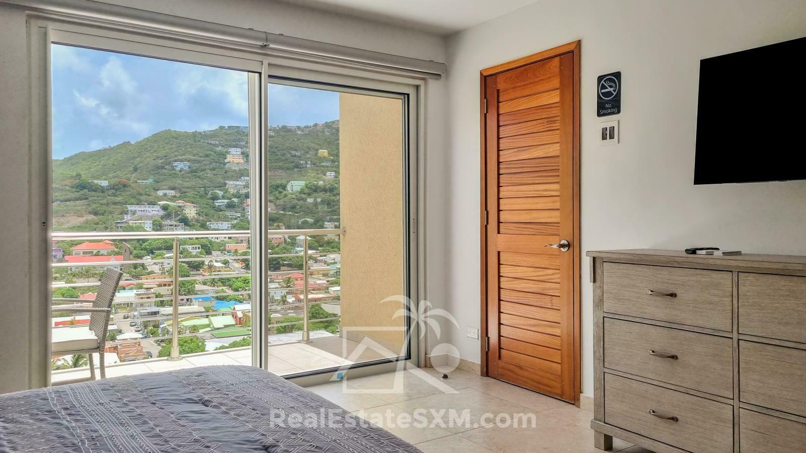 2-Bedroom Townhouse with Private Pool. Valley Estate, St. Maarten. Beautiful Views. Gated Peaceful