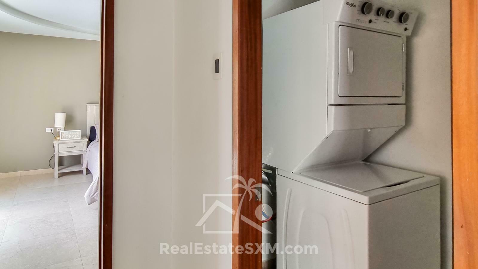 2-Bedroom Townhouse with Private Pool. Valley Estate, St. Maarten. Beautiful Views. Gated Peaceful