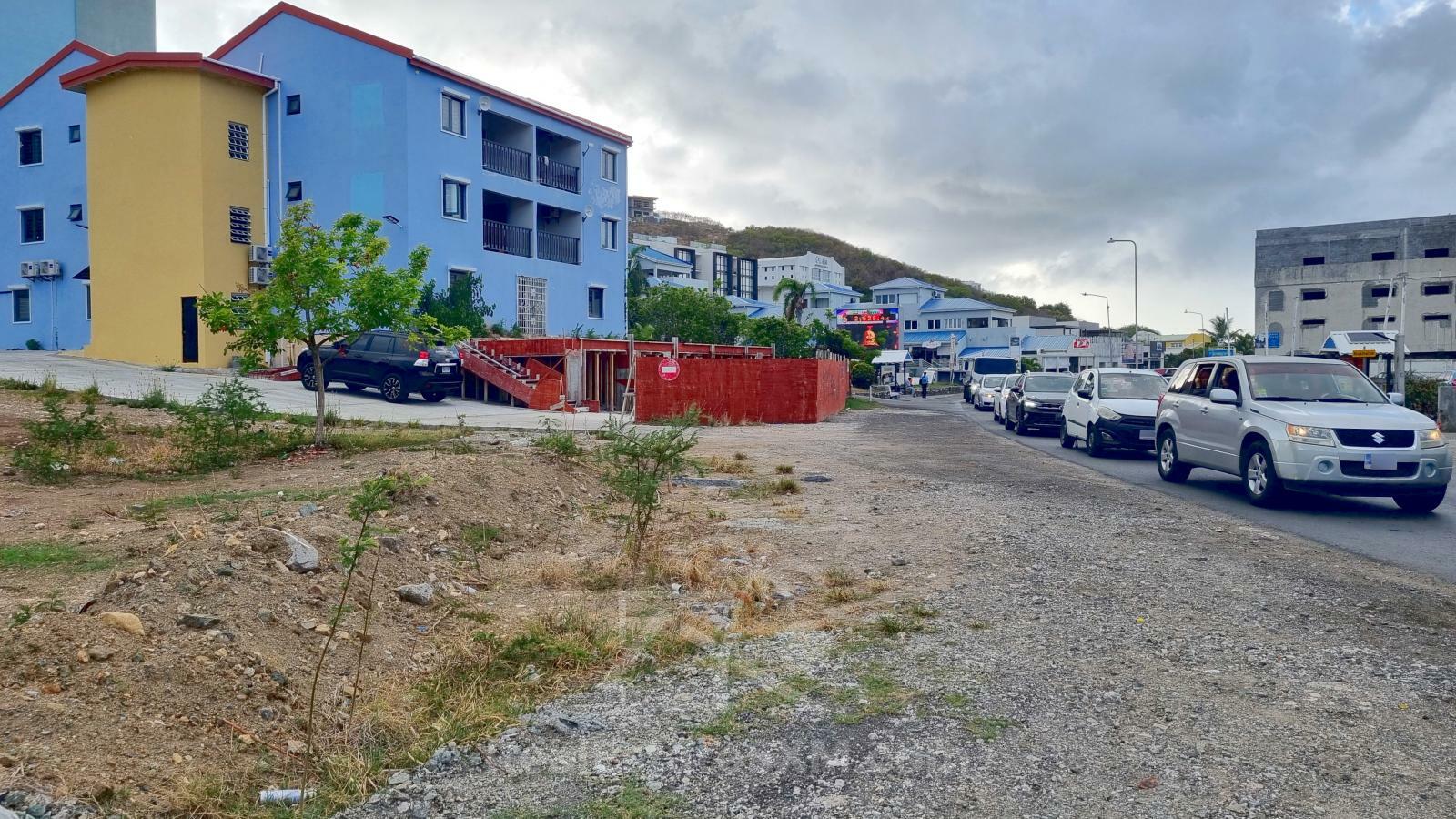 Cole Bay Prime location 700sqm Land FOR RENT, Welfare Rd SXM. By the cinema and casino. 