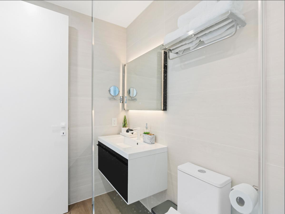 St Maarten real estate: Fourteen Mullet Bay Sub-penthouse ocean view height ceiling 19th floor B1901