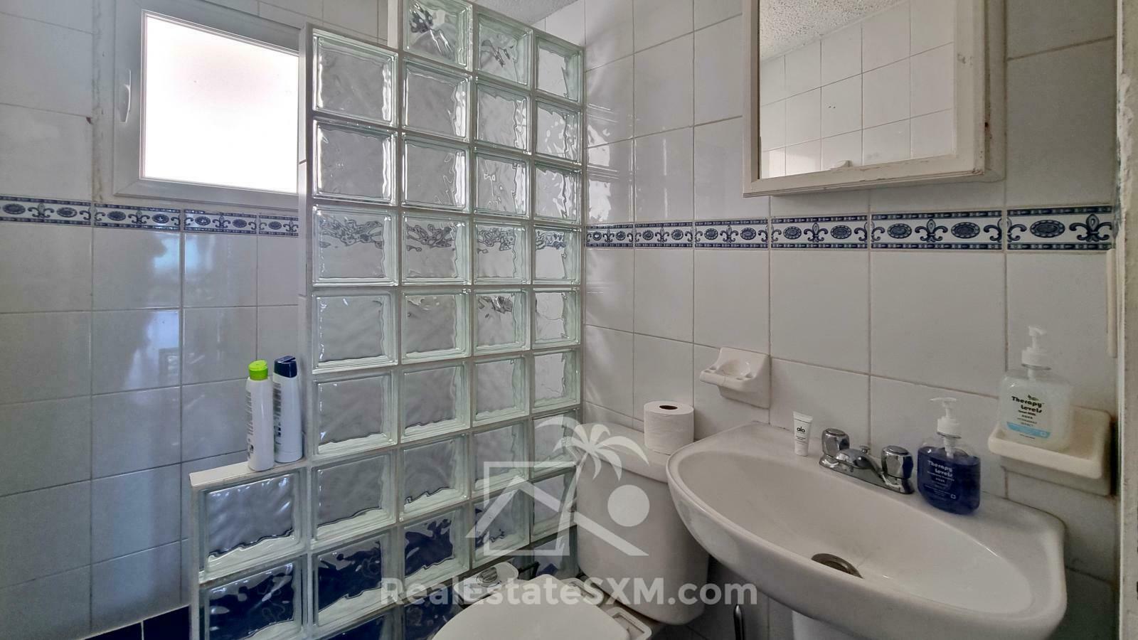 Waterfront Apartment for RENT Beacon Hill SXM. Caribbean Sunsets. Secured. Fully furnished