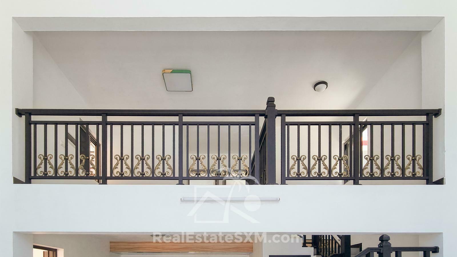 3-bedrooms condo in St Maarten, St John's. Brand new. Modern. Two levels. High ceilings
