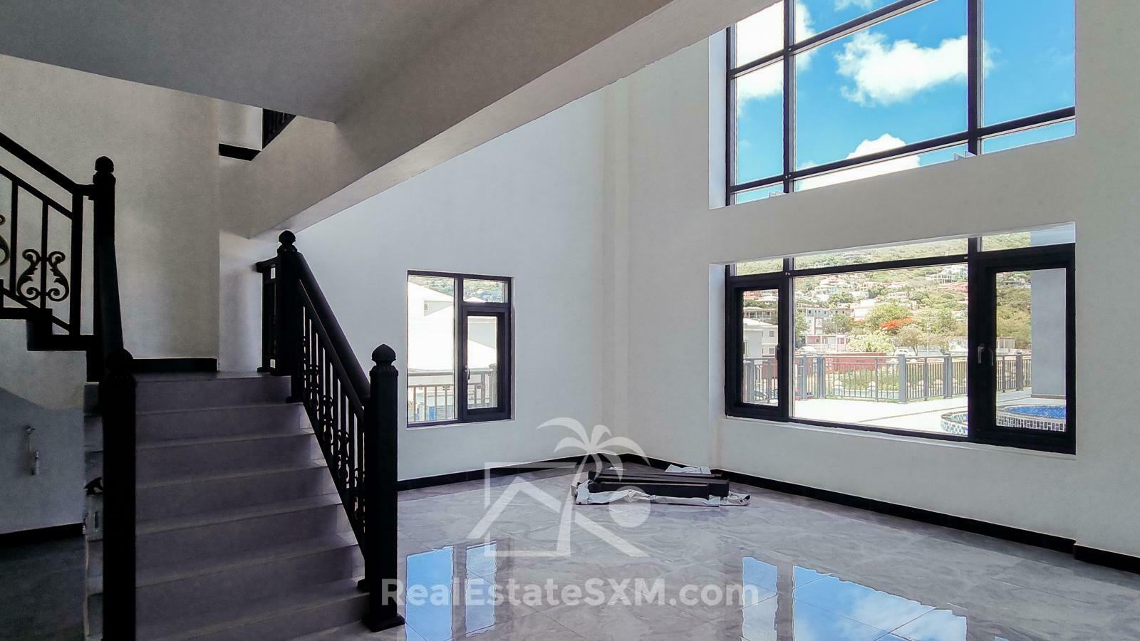 3-bedrooms condo in St Maarten, St John's. Brand new. Modern. Two levels. High ceilings