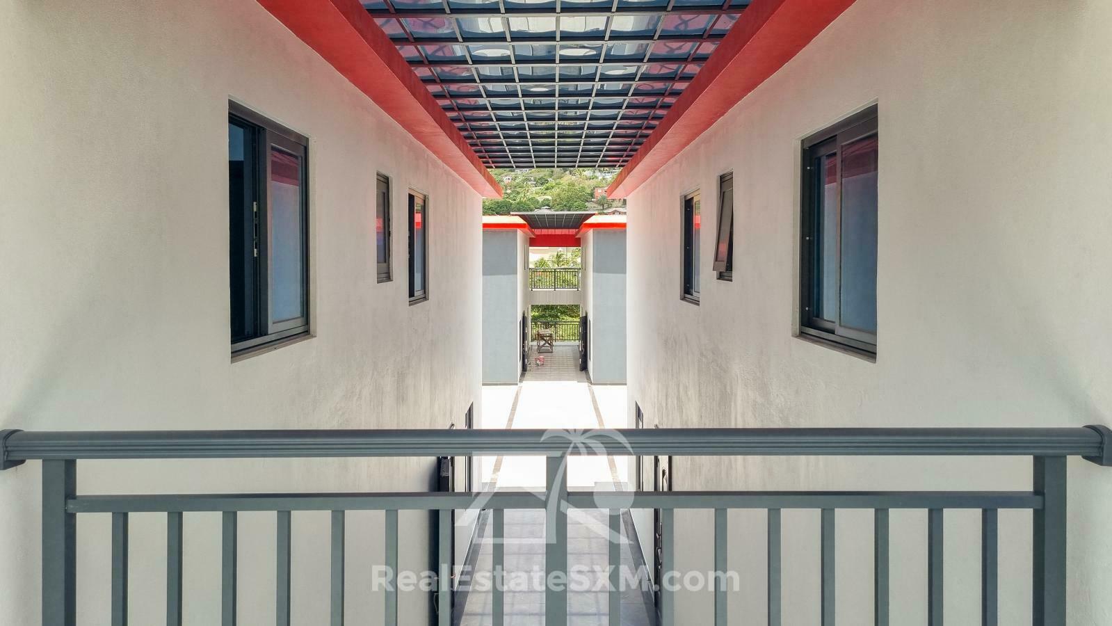 3-bedrooms condo in St Maarten, St John's. Brand new. Modern. Two levels. High ceilings