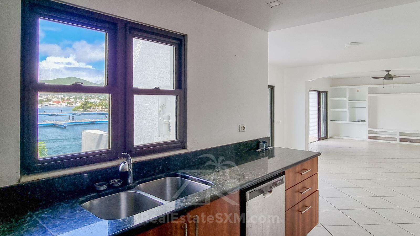 Property for sale St Maarten Simpson Bay Yacht Club: Luxury Waterfront 3BR with Boat Dock