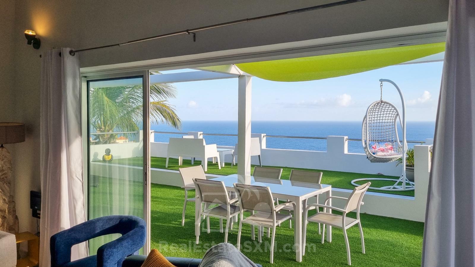 Point Blanche Penthouse for rent: stunning 3bed/2bath with huge sundeck and amazing ocean views