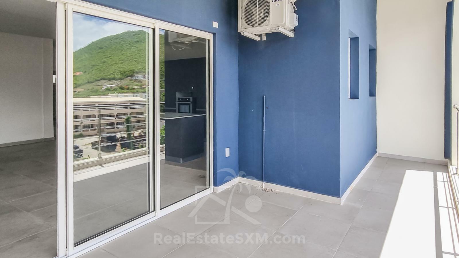 Large NEW 2-bedrooms Apartments FOR RENT. SXM, Cay Hill, Hospital Rd. Underground parking. Elevator