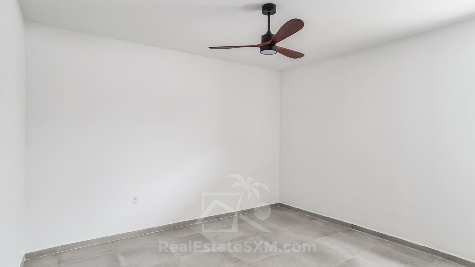 Large NEW 2-bedrooms Apartments FOR RENT. SXM, Cay Hill, Hospital Rd. Underground parking. Elevator