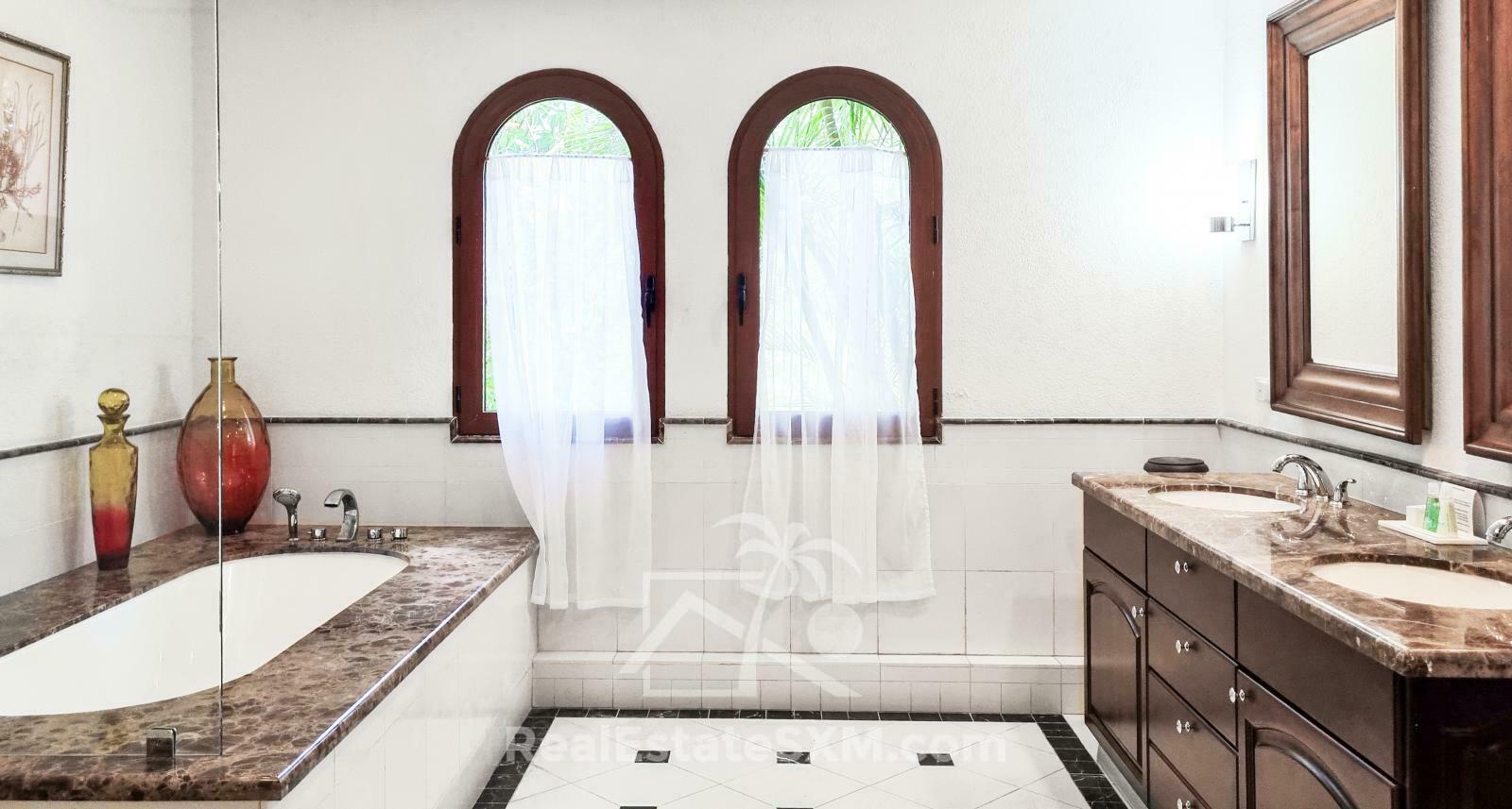 St Maarten Unique Luxury Condos in Porto Cupecoy FOR SALE Lagoon and Garden View. Many options 22/1A