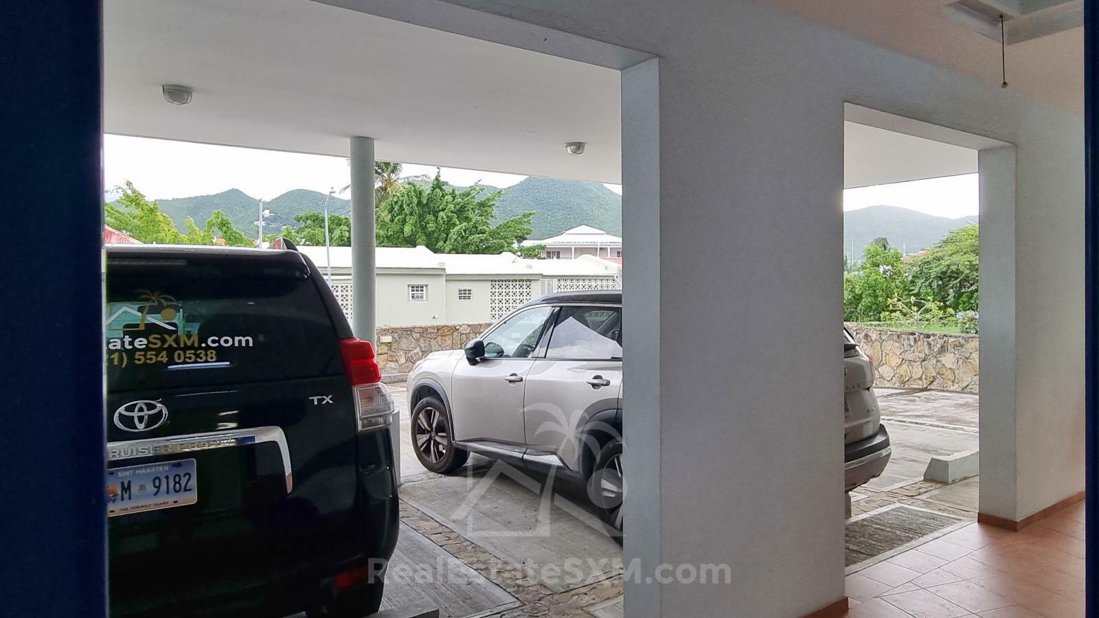 Modern Commercial Space FOR RENT, SXM SImpson Bay, Corner Rd. Central Location. 