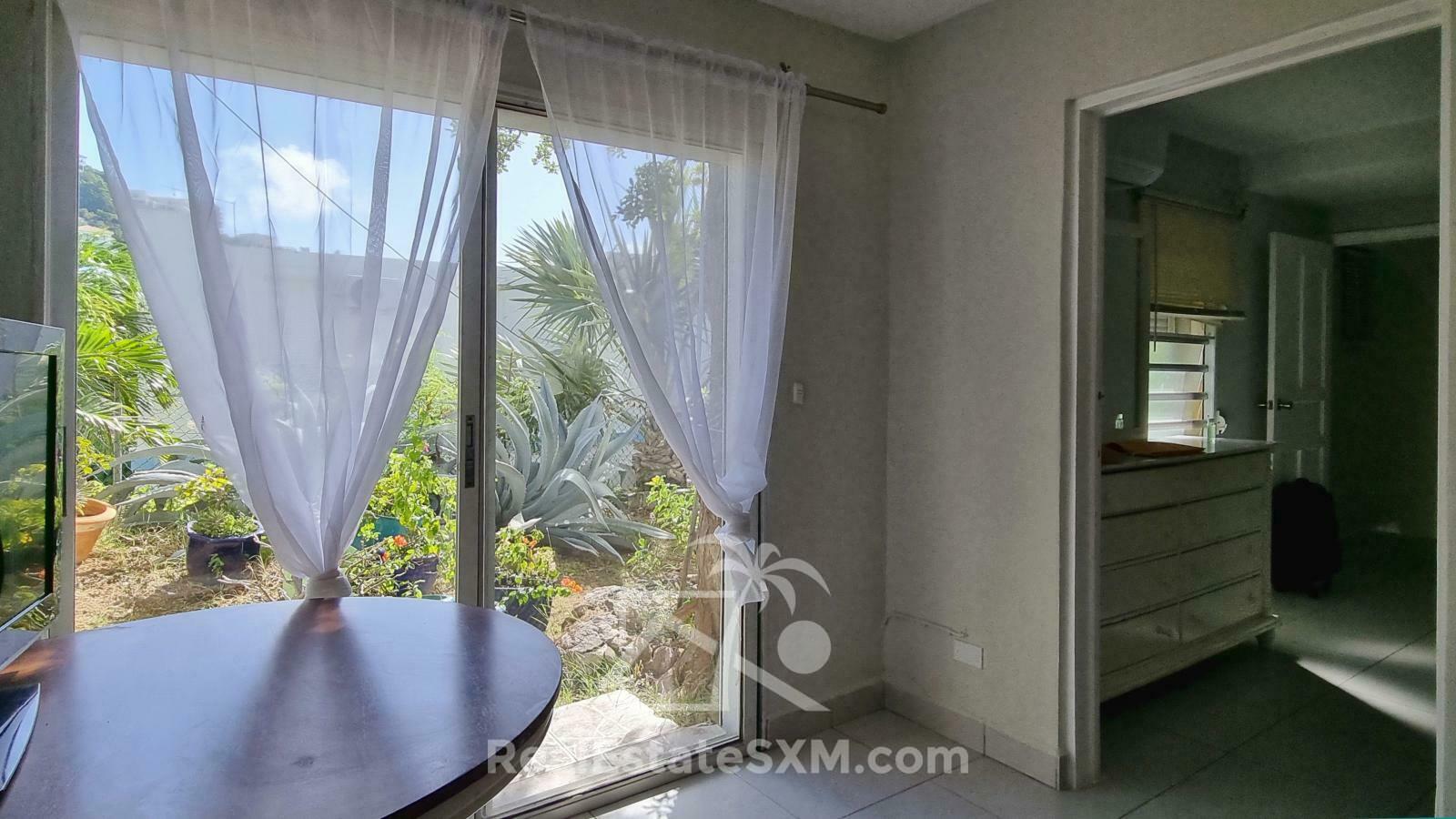 St Maarten Pelican Key condo For Sale. Relaxed Atmosphere and proximity to the Beach, Restaurants