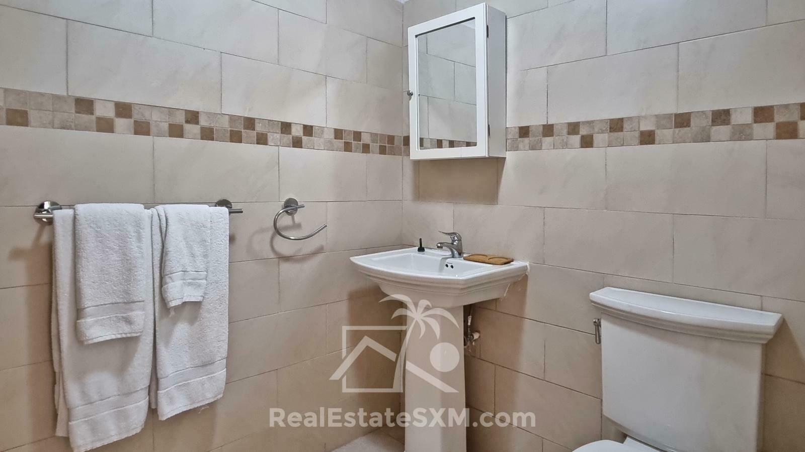 St Maarten Pelican Key condo For Sale. Relaxed Atmosphere and proximity to the Beach, Restaurants