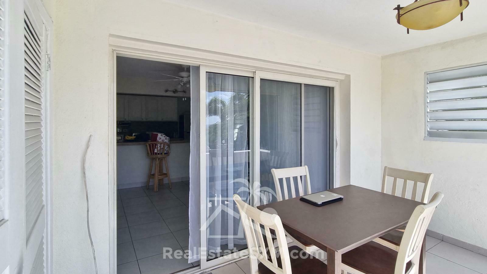 St Maarten Pelican Key condo For Sale. Relaxed Atmosphere and proximity to the Beach, Restaurants