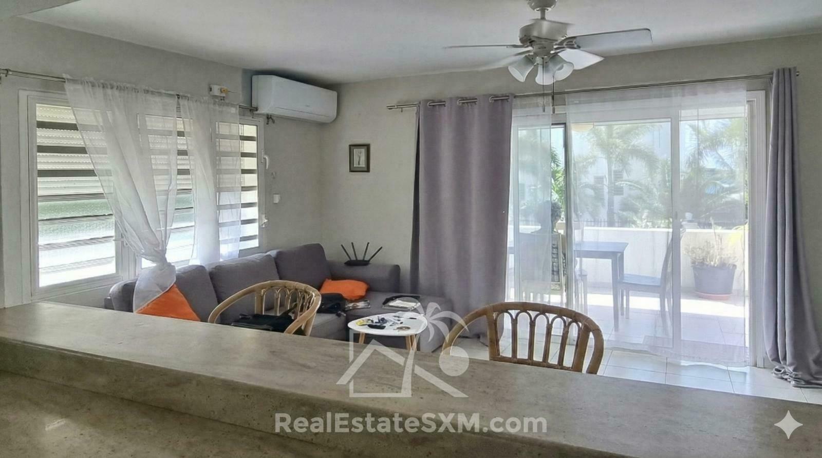 St Maarten Pelican Key condo For Sale. Relaxed Atmosphere and proximity to the Beach, Restaurants