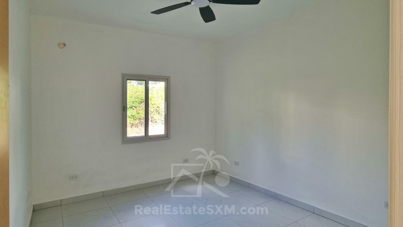 Cole Bay. Brand NEW apartment FOR RENT. Quiet and central location. 2 Parking spots. Porch