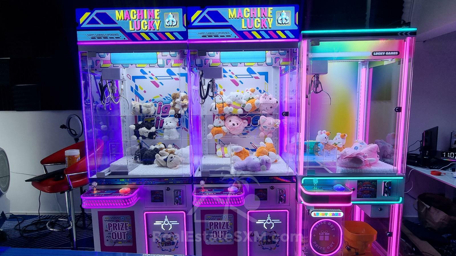 Business for sale: Boutique Arcade, Amusement Game Center in Simpson Bay, St Maarten.