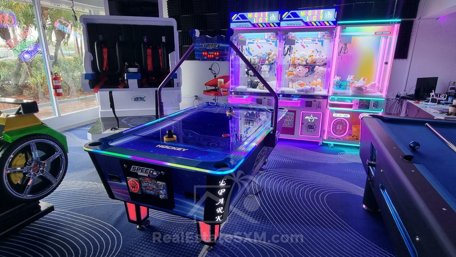 Business for sale: Boutique Arcade, Amusement Game Center in Simpson Bay, St Maarten.