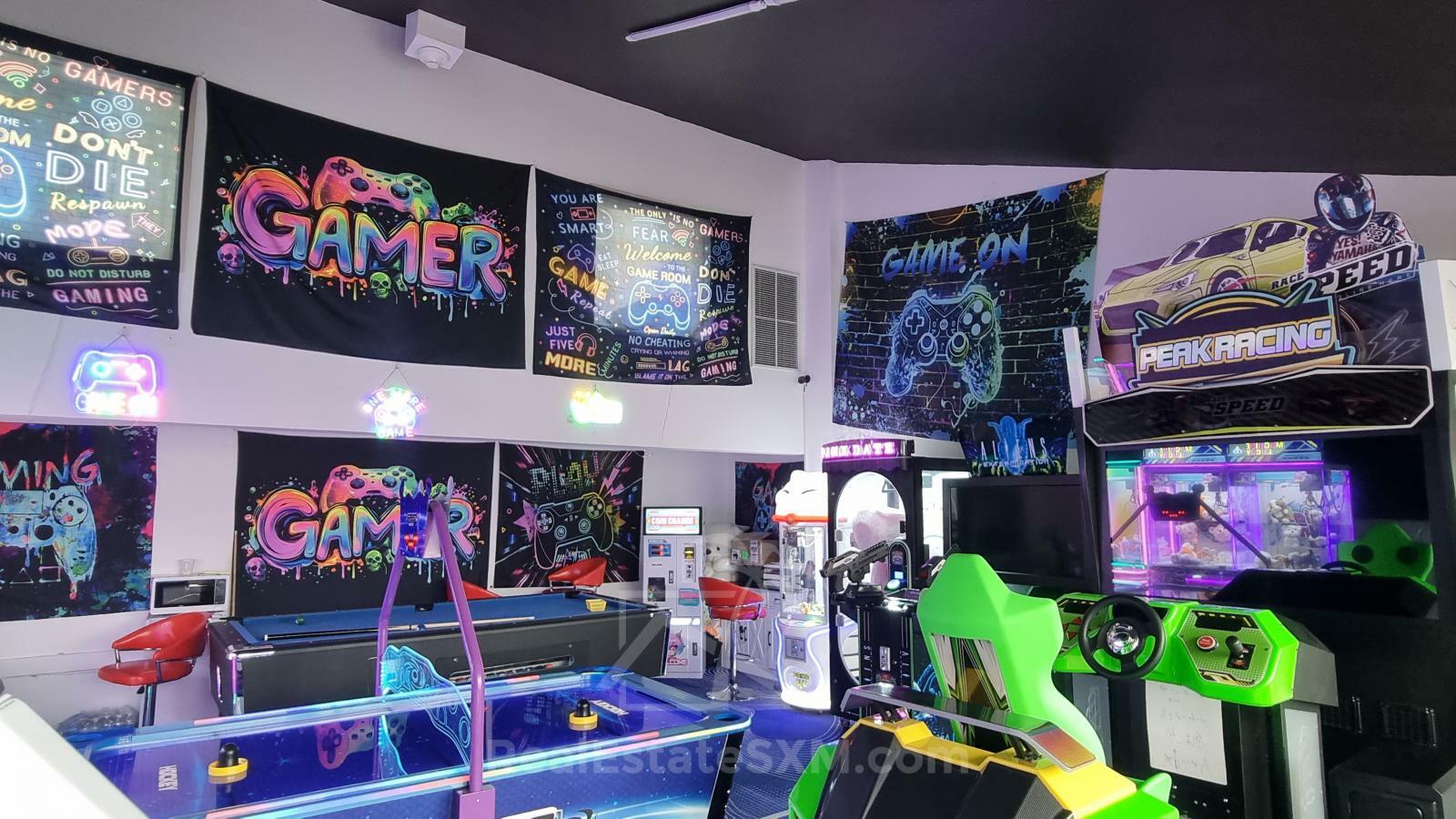 Business for sale: Boutique Arcade, Amusement Game Center in Simpson Bay, St Maarten.