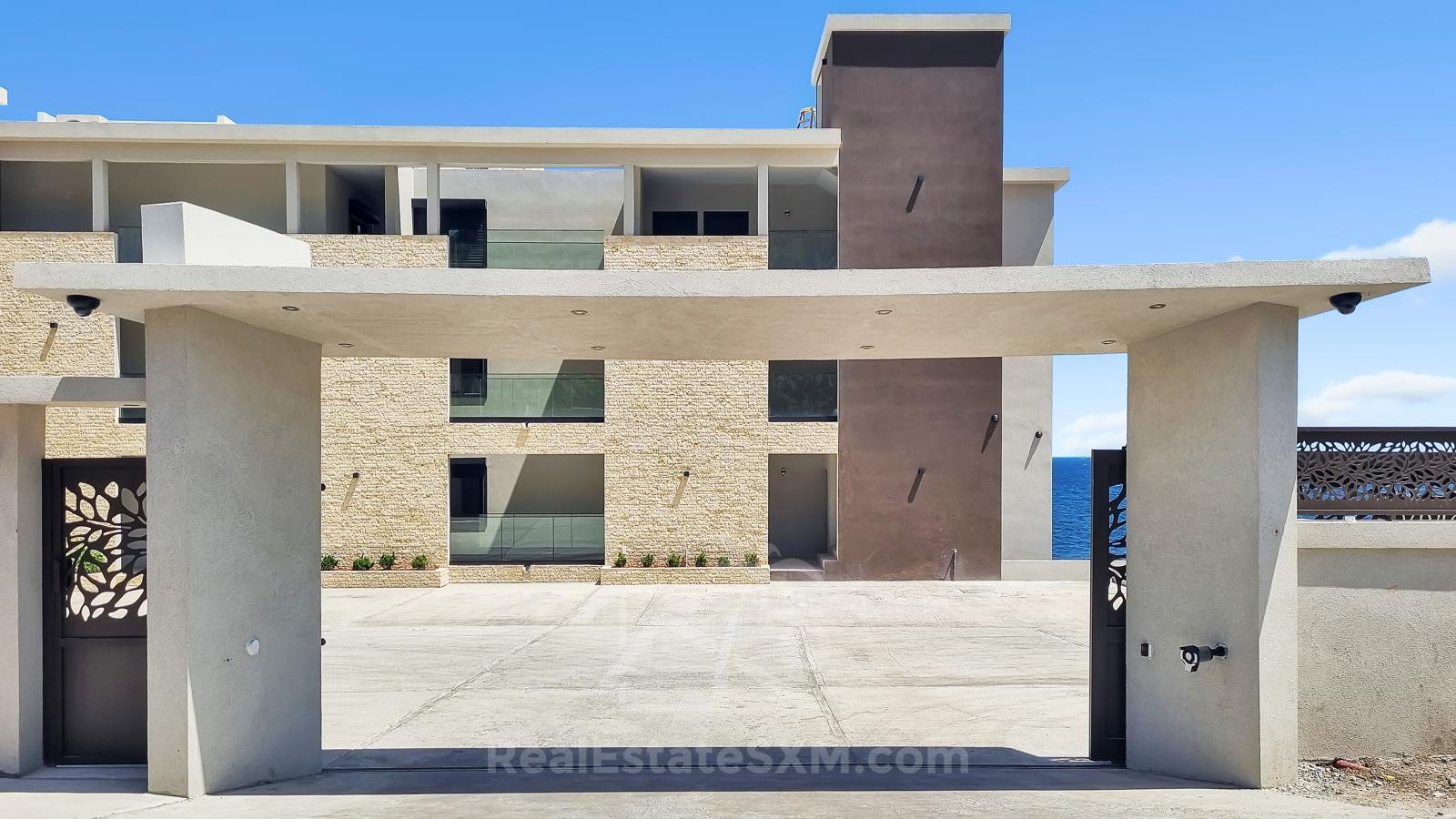 St Maarten brand new home: Ocean Front NEW 2 bedrooms, Point Blanche. Caribbean living. Vivid Res.