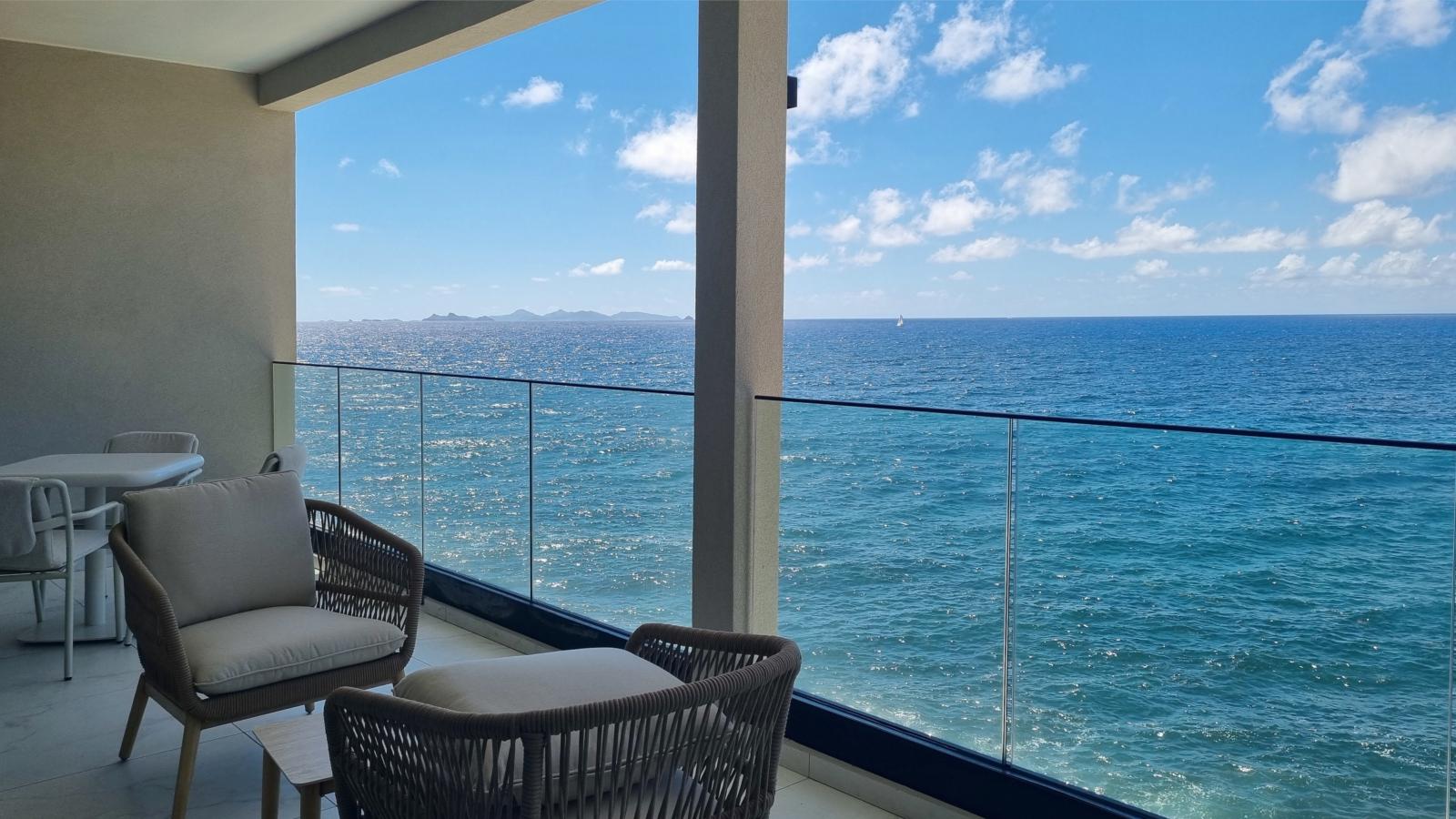 St Maarten brand new home: Ocean Front NEW 2 bedrooms, Point Blanche. Caribbean living. Vivid Res.