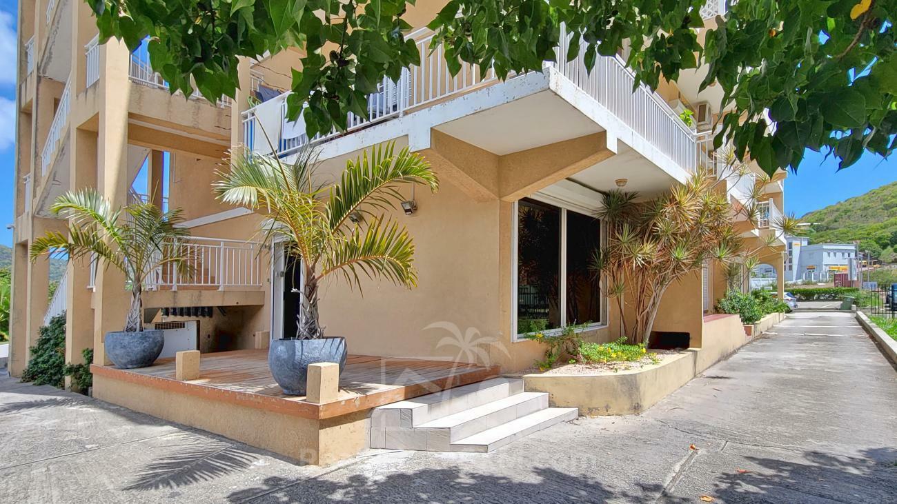 Prime Ground-Floor Commercial Space 229sqm - Welfare Road, Cole Bay SXM. Laguna View building
