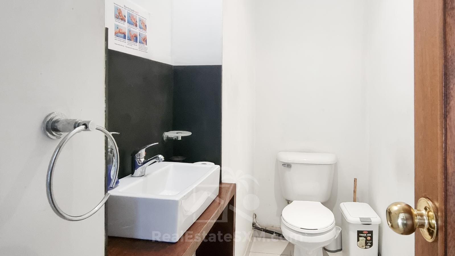 Prime Ground-Floor Commercial Space 229sqm - Welfare Road, Cole Bay SXM. Laguna View building