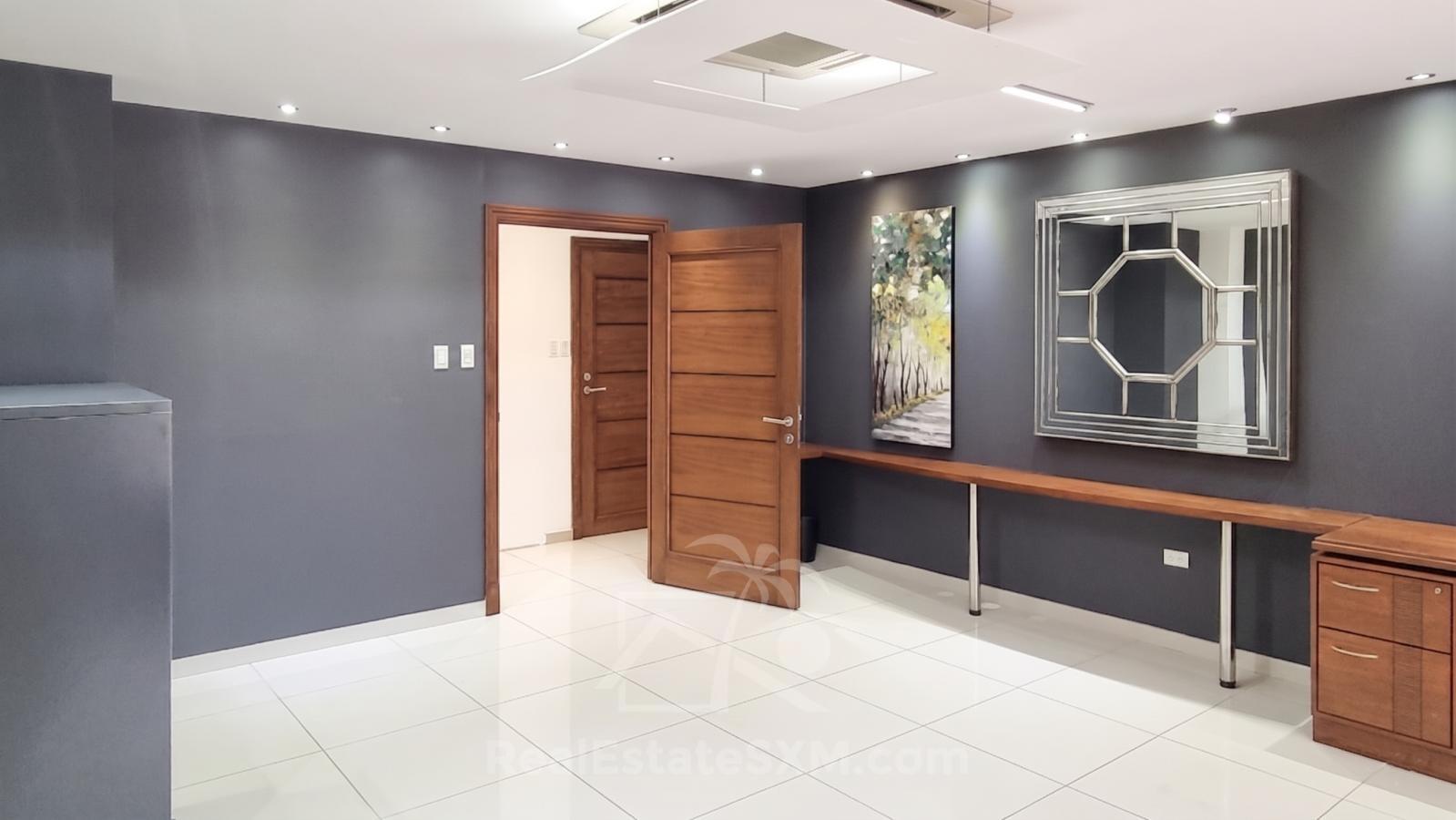 Prime Ground-Floor Commercial Space 229sqm - Welfare Road, Cole Bay SXM. Laguna View building