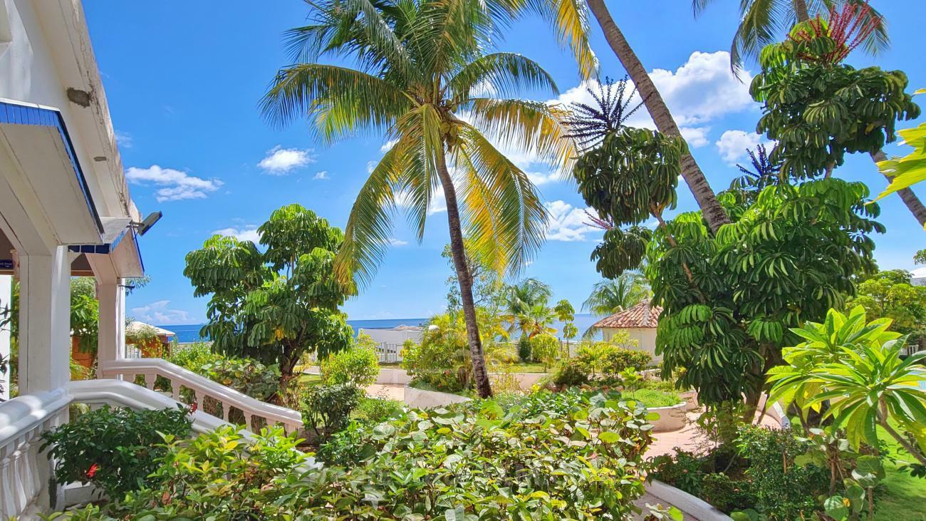 St. Maarten Real Estate FOR SALE studio Cupecoy Sapphire. Ocean & Sunset Views. 231