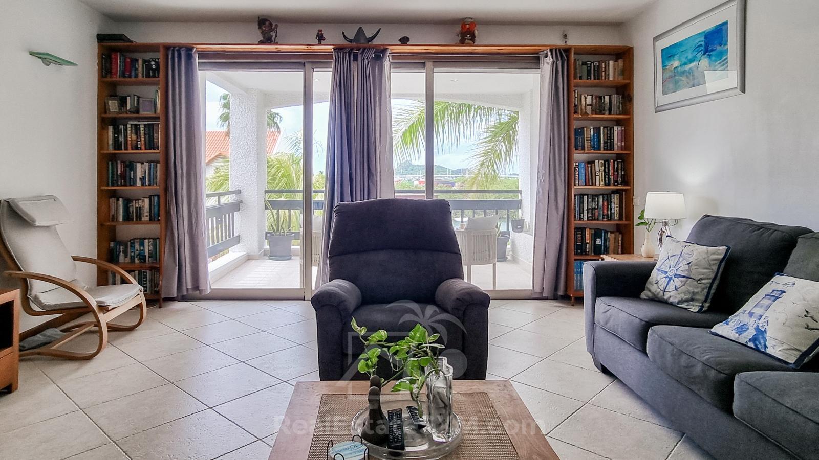 Studio FOR RENT Simpson Bay Yacht Club. Higher floor & nice view. 24/7 Security. Pool Tennis Parking