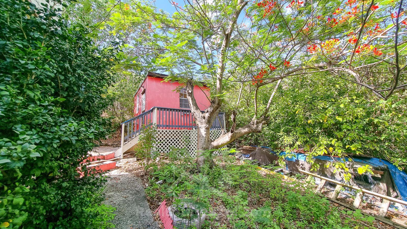 House for sale in Point Blanche, St Maarten. Big lot. Ocean view. Great potential. Quiet residential