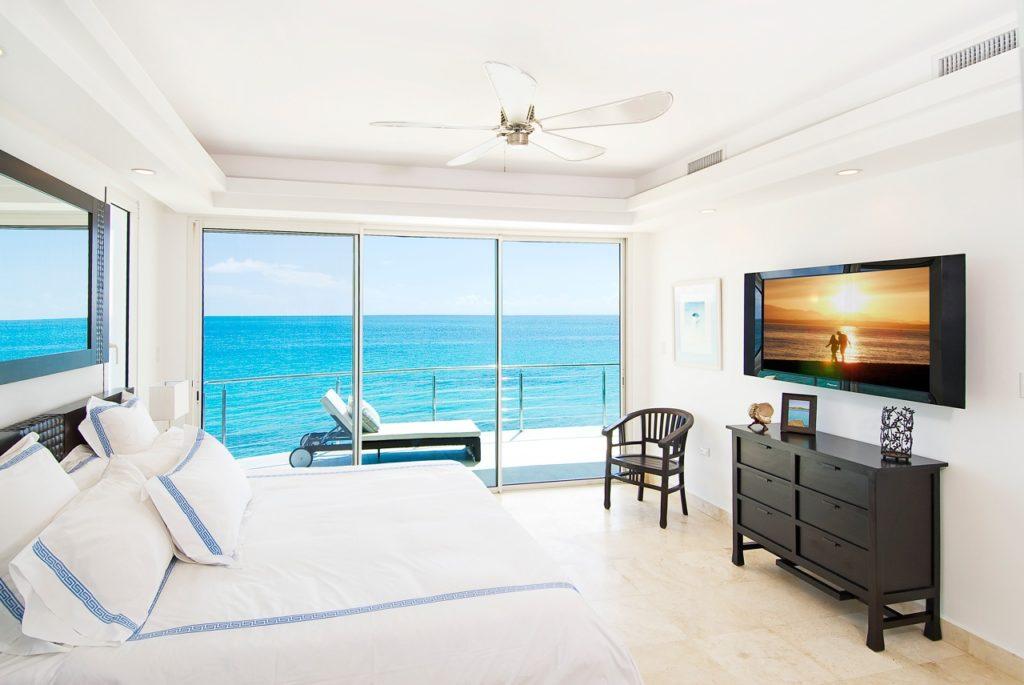 St Maarten real estate for sale, beachfront residence Aqualina Beach Club Simpson Bay SXM