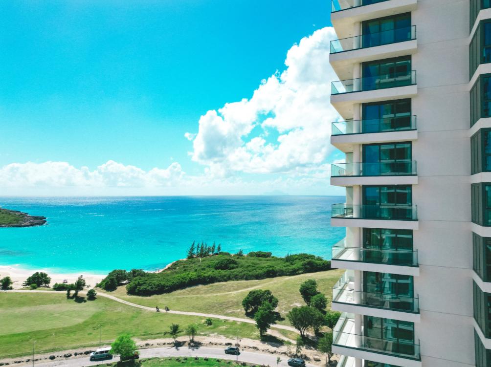 Condo for sale in St Maarten Cupecoy Fourteen Towers. Incredible panoramic ocean view. B1602