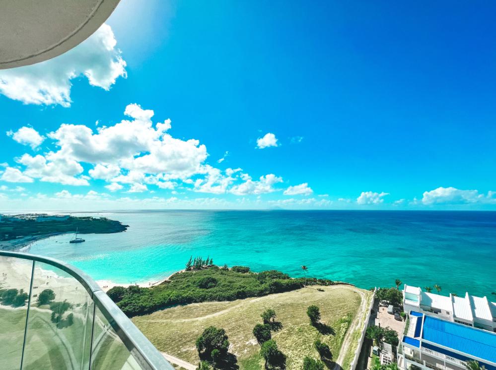 Condo for sale in St Maarten Cupecoy Fourteen Towers. Incredible panoramic ocean view. B1602