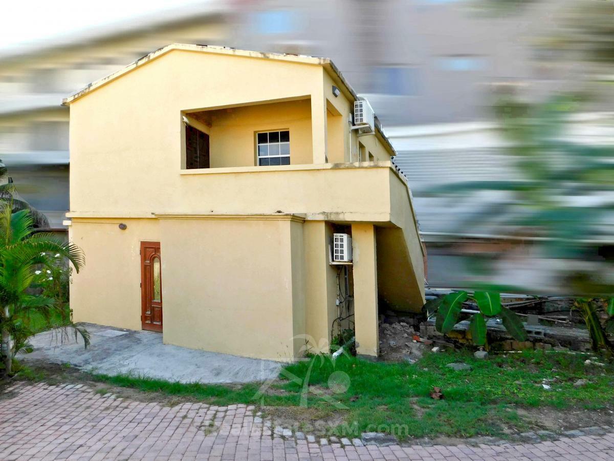 St Maarten House For Sale. Point Blanche. Flat land.  4BR + extra income 2x 1BR. Garage